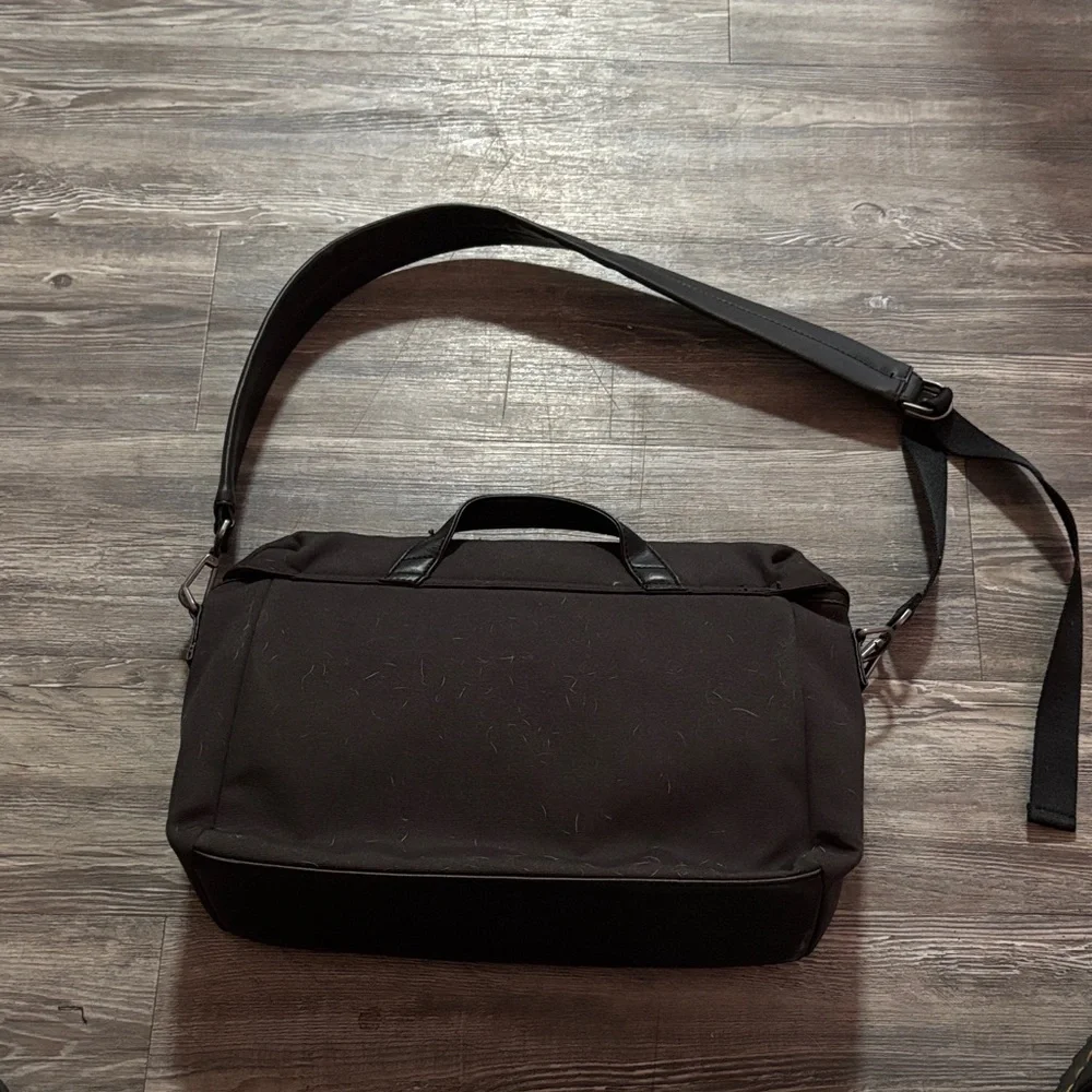 Matt & Nat Black Crossbody Messenger Bag